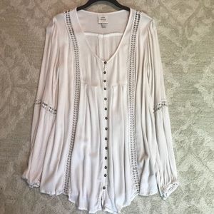 Knox Rose Target Long Sleeve White Tunic